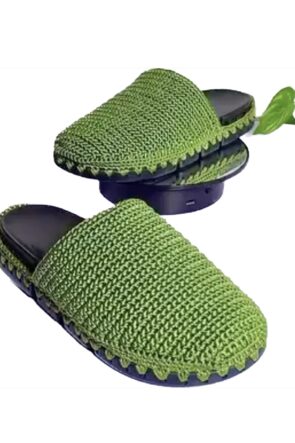LA PRIMAVERA CROCHET SLIPPERS